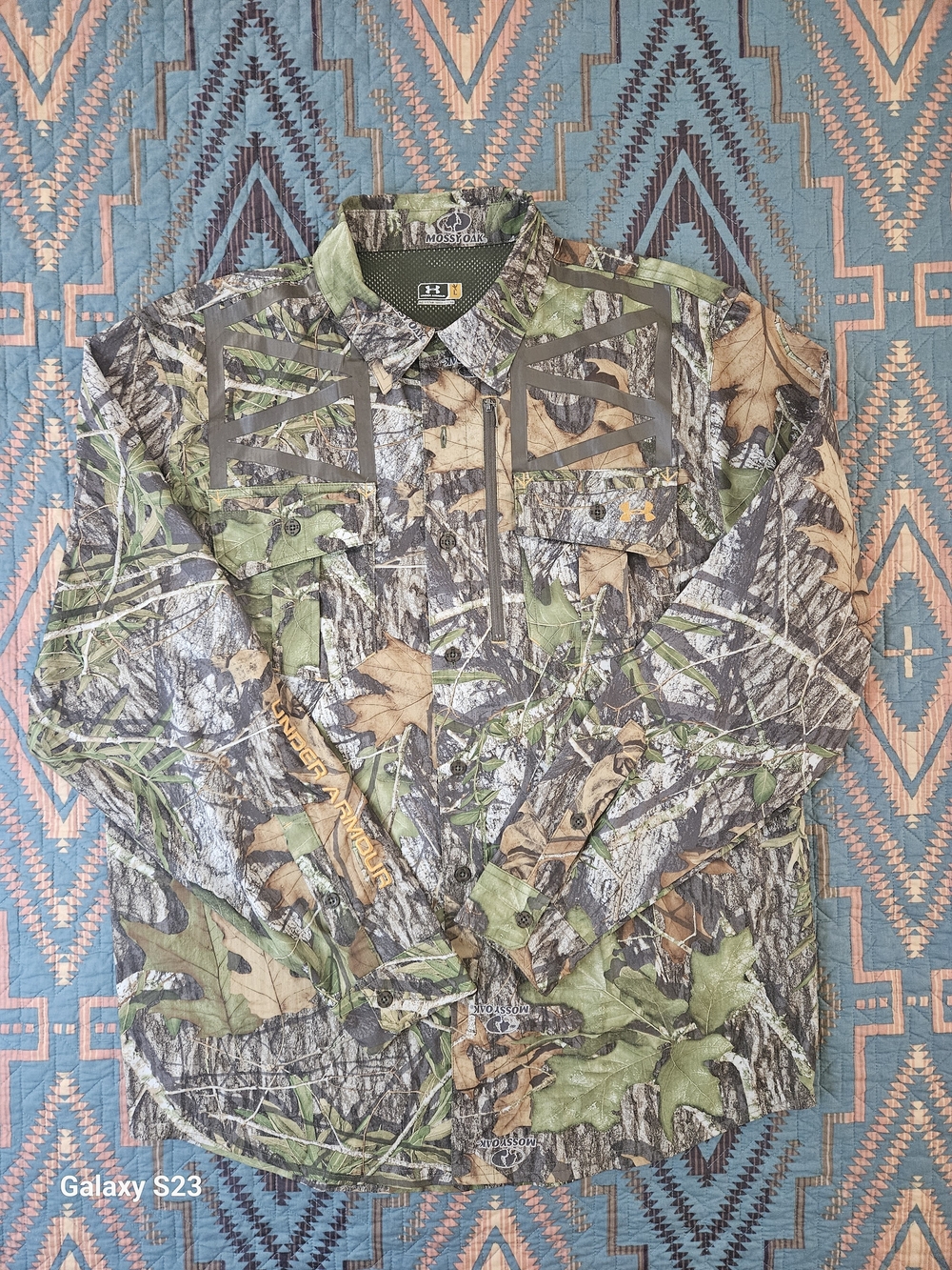 Under Armour Mossy Oak Camo Hunting Field Shirt Jacket — Green, Brown, Gray